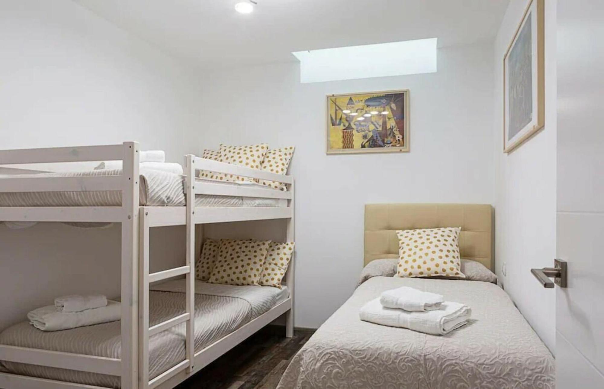 2Bedroom Duplex In Hortaleza Near Metro Madrid Exteriör bild