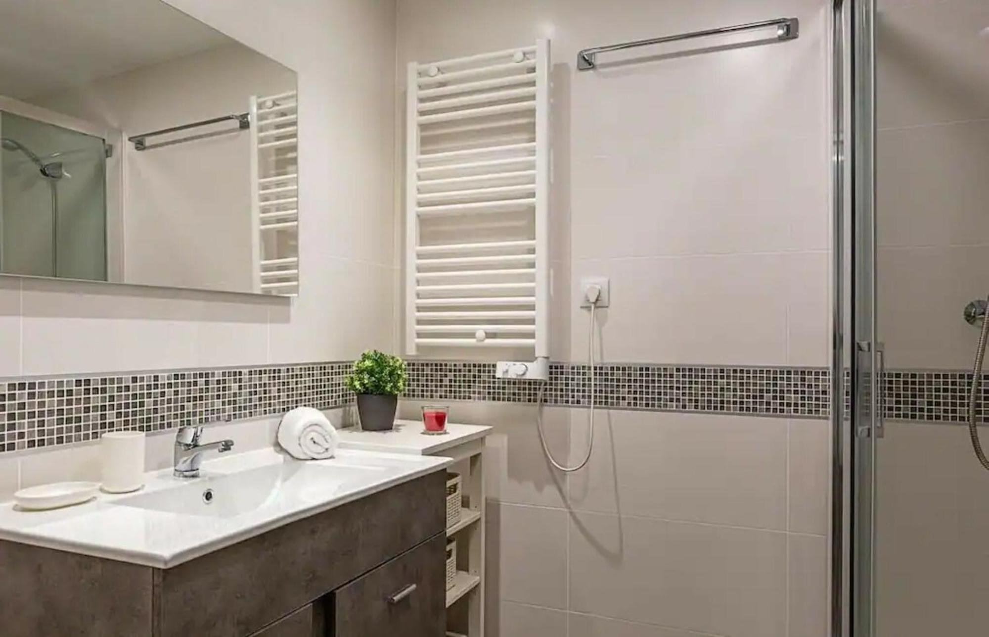 2Bedroom Duplex In Hortaleza Near Metro Madrid Exteriör bild